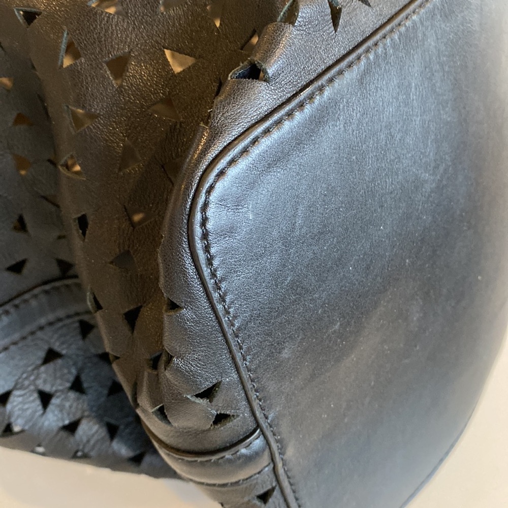 Tory Burch Monogram T Leather Laser-Cut Tote Bag - Picture 10 of 12